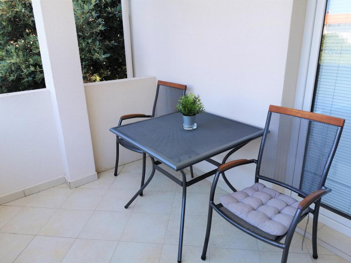 Lenka Apartments I Novalja Ngoại thất bức ảnh